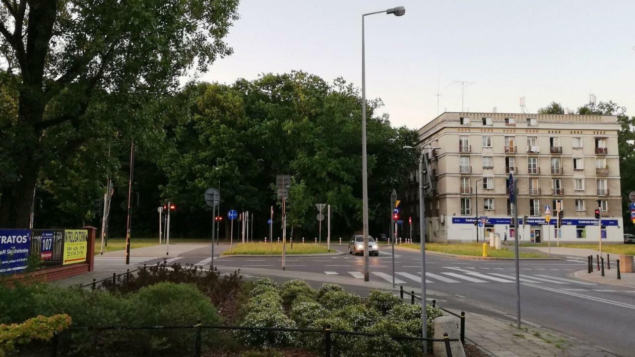 Apartament Bielany Oczapowskiego วอร์ซอ ภายนอก รูปภาพ